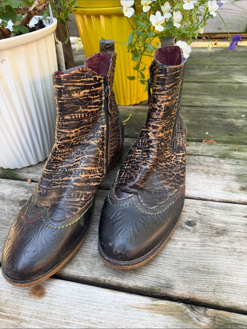 Laura Vita unisex Distressed Brown Leather Ankle Boots - Western Style